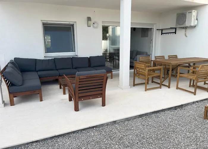 Lady A Апартаменты